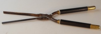 PARRUCCHIERA, PINZE ARRICCIA CAPELLI - SERIE Immagine 2
