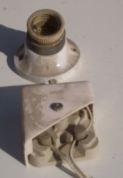 ISOLATORI IN CERAMICA PER IMPIANTI A VISTA Immagine 24