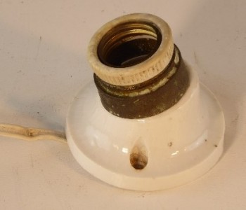 PORTALAMPADE E BASI DA SOFFITTO IN CERAMICA Immagine 12