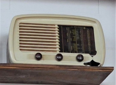 APPARECCHI RADIOFONICI Immagine 4
