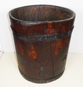 SECCHI IN LEGNO E IN FERRO Immagine 2