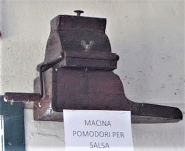 MACINE PER POMODORI Immagine 1