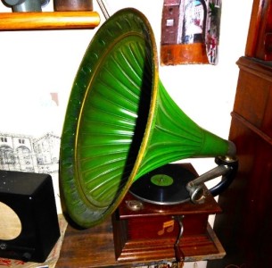 GIRADISCHI FONOGRAFI E REGISTRATORI Immagine 5