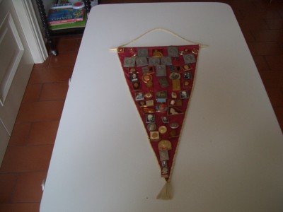 GAGLIARDETTI CON SPILLE DI LENIN Immagine 3