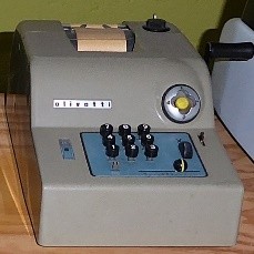 Calcolatrici manuali Olivetti Immagine 7