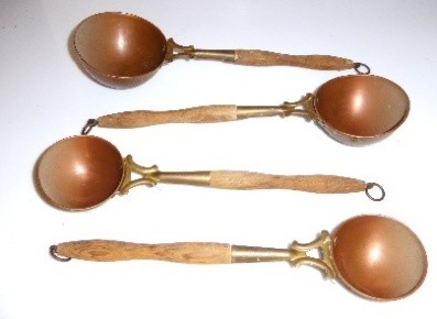 SOPRAMMOBILI IN RAME Immagine 13