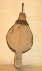 ACCESSORI PER CAMINO, ALARI, PALETTE, ATTIZZATOI E PARAVENTI Immagine 5