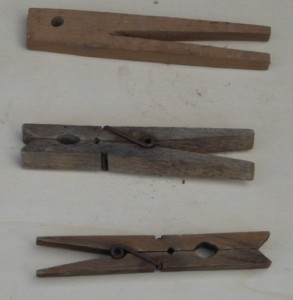 ATTREZZI PER BUCATO, BIGONCI, ASSI, NAVAZZE E MOLLETTE Immagine 8