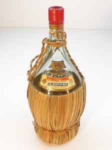 FIASCHI RIVESTITI DI VIMINI Immagine 1