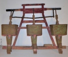 SEMINATRICI MANUALI, A PIOLI, A POZZETTO, E DA SPALLA Immagine 3