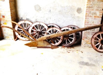 ARATRI IN LEGNO Immagine 3