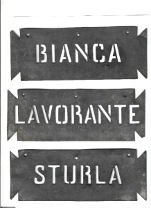 ELEMENTI PER STALLE A POSTA FISSA, RASTRELLIERE, TABELLE E ... Immagine 2